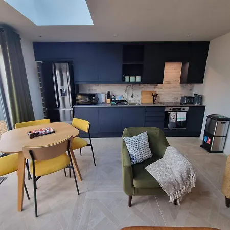 Rudgleigh By Cliftonvalley Bristol